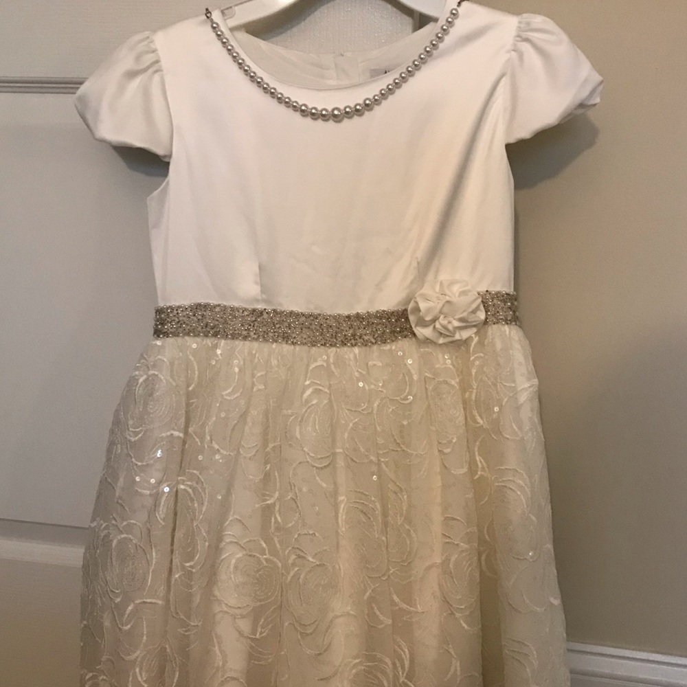 Girls formal dress with pearls and detailed waist